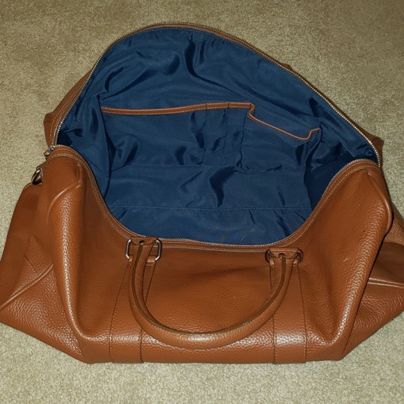 COLE HAAN LEATHER WEEKENDER BAG